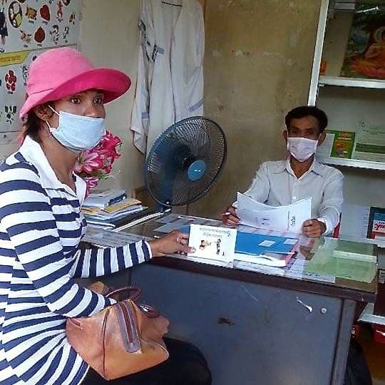 Consult in een kliniek in Battambang